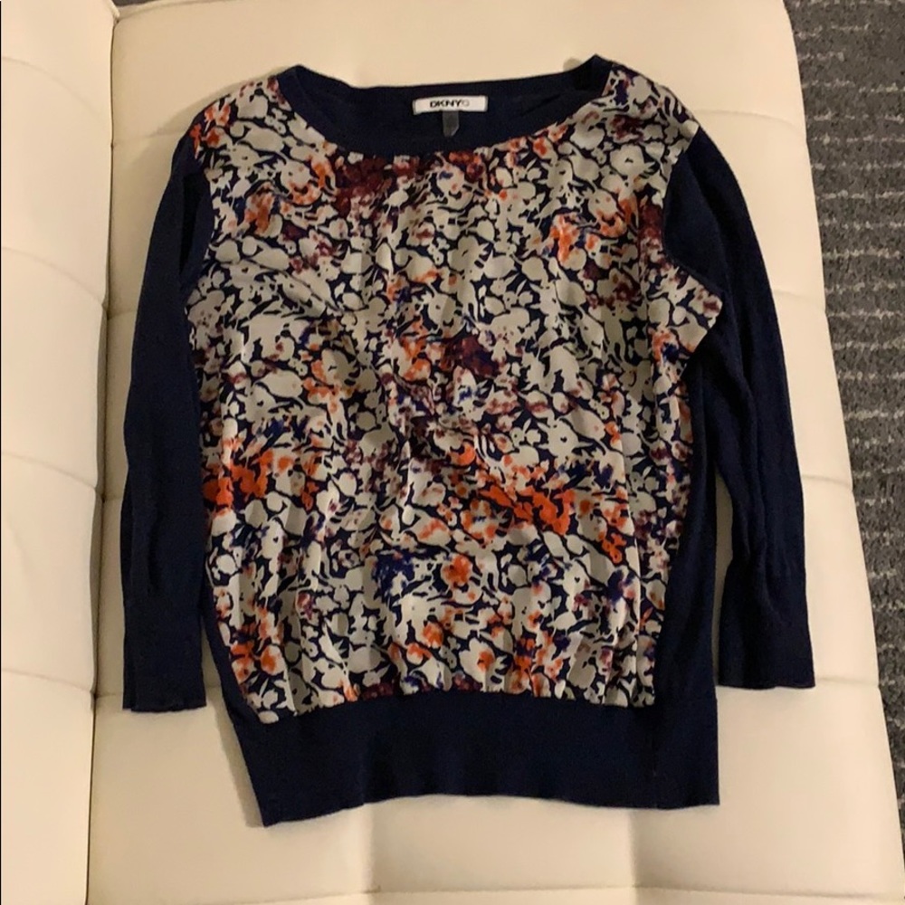 [SOLD] DKNYC Blue Floral Sweater Medium